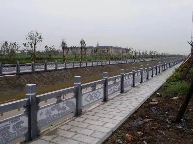 河道石護(hù)欄價格